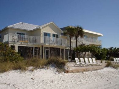 One Bedroom Beach front Anna Maria Rentals on Beach